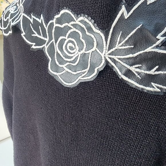 VINTAGE Storybook Knits Women's Cardigan - Size 2X - Picture 4 of 8